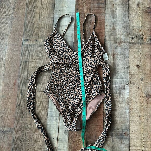 Aerie Womens Leopard Print One Piece Wrap Around Tie Swimsuit US S Long - Picture 8 of 8